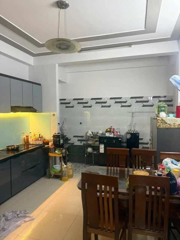 Bán nhà mặt tiền Lê Thanh Nghị, 80m² view công viên, Quy Nhơn, 4.8 tỷ