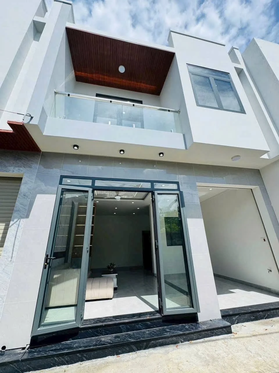 Bán nhà phố 140m2, 3PN, Biên Hòa, 2 tỷ 790 triệu - Ảnh 1