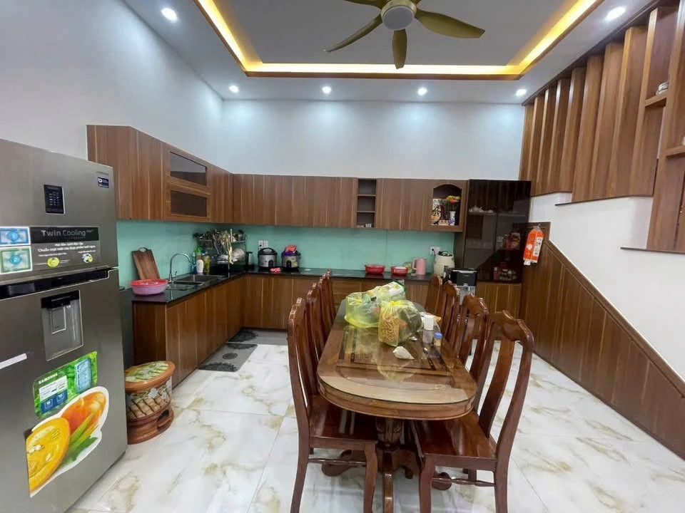 Bán nhà mặt tiền Võ Trọng Nguyễn 100m2 Bình Tân 4 tỷ - Ảnh thu nhỏ 5