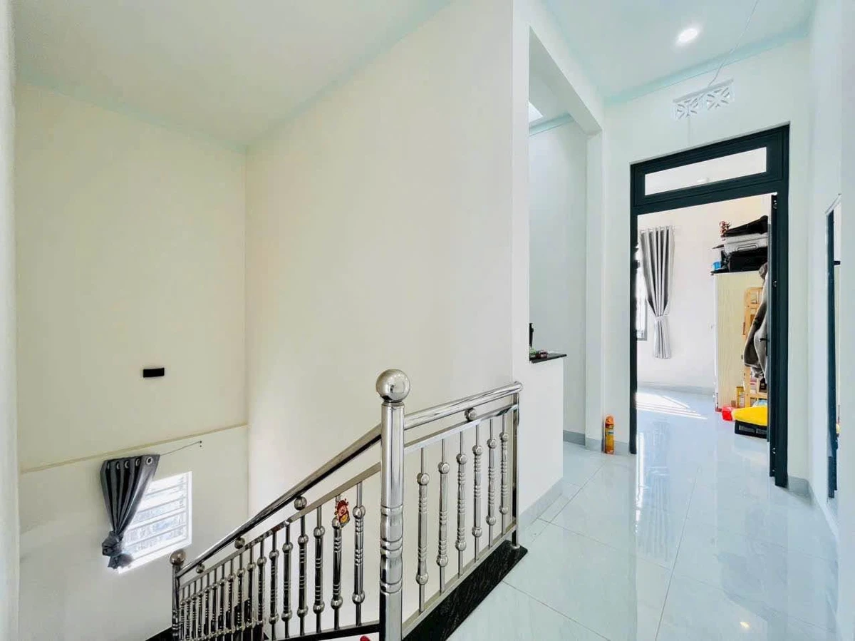 Bán nhà mê lửng kiên cố 94,6m² hẻm 118 Y Nuê, Buôn Ma Thuột giá 3,1 tỷ - Ảnh thu nhỏ 4