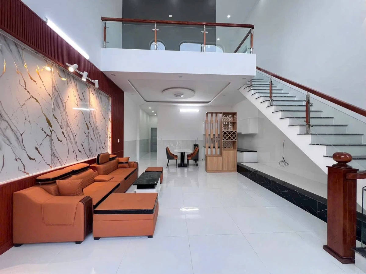 Bán nhà 1 trệt 1 lầu 3PN 80m2 Hòa Long 2,85 tỷ - Ảnh thu nhỏ 2
