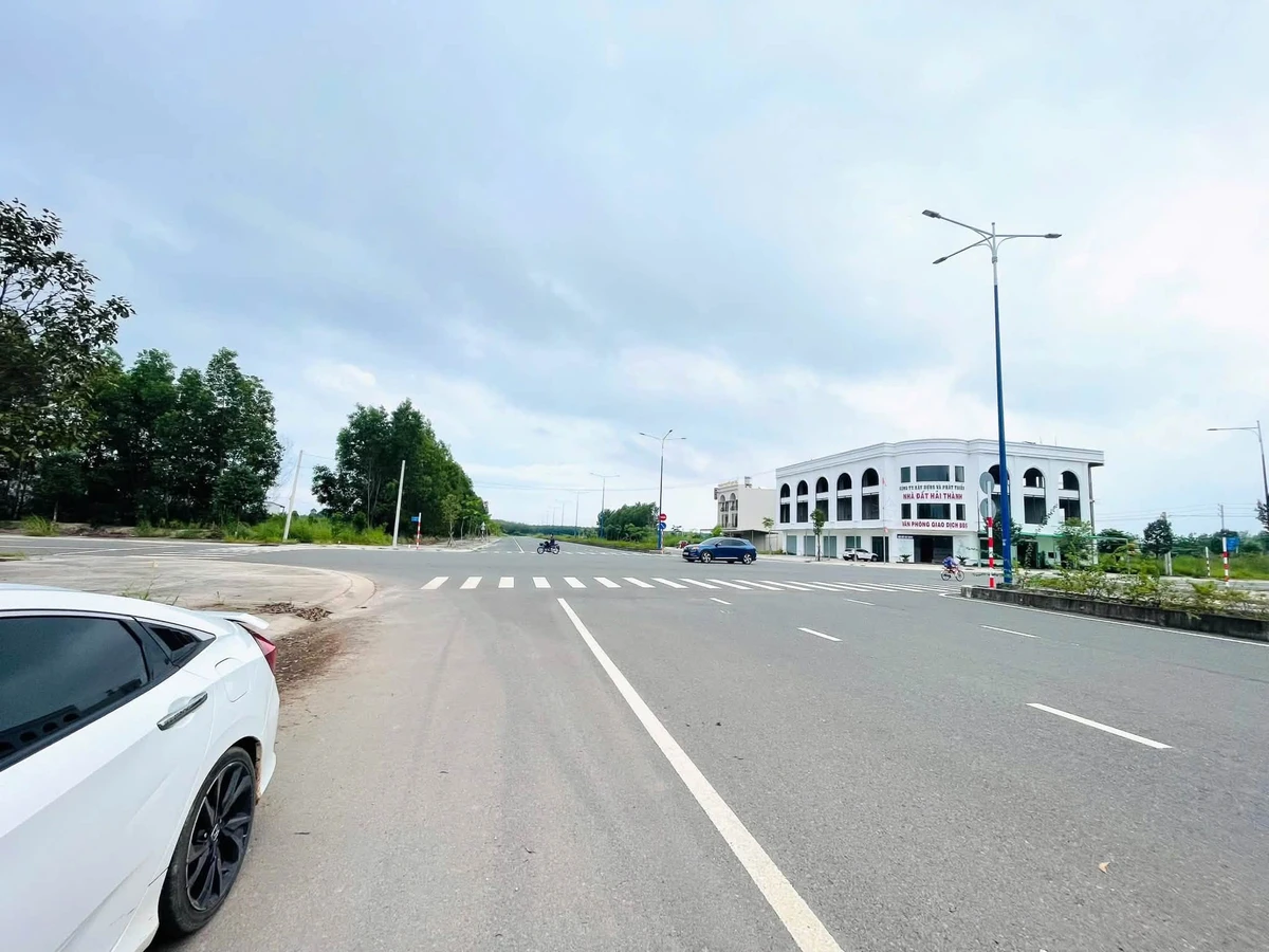 Bán đất Becamex GĐ 2, 150m2, 1 tỷ 2 - Ảnh thu nhỏ 3