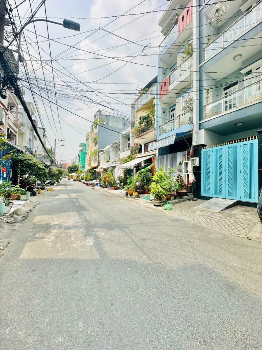 Bán nhà mặt tiền Phú Lâm 56m2 3 tầng gần Quận 10 - Ảnh 1