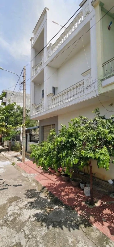 Bán nhà yến 4 tầng 225m² Quy Nhơn, 6 tỷ, 400 triệu/năm