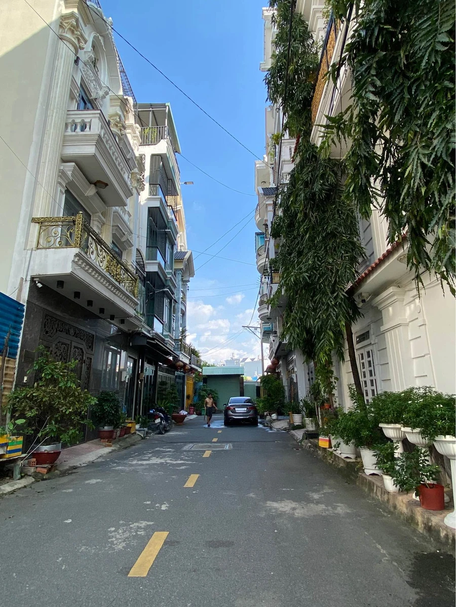 Bán nhà 3 tầng 5PN 191m² Nguyễn Ảnh Thủ Quận 12 - Ảnh 1
