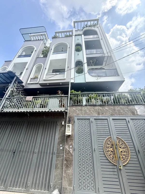 Bán nhà 6 tầng, 4PN full nội thất ở Gò Vấp, 61m²