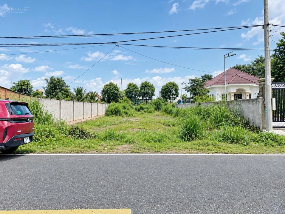 Bán nhà 10*41m (100m2 ODT) MT nhựa 32m thông QL13 về KCN Minh Hưng, Becamex, TT Chơn Thành 750tr - Ảnh 1
