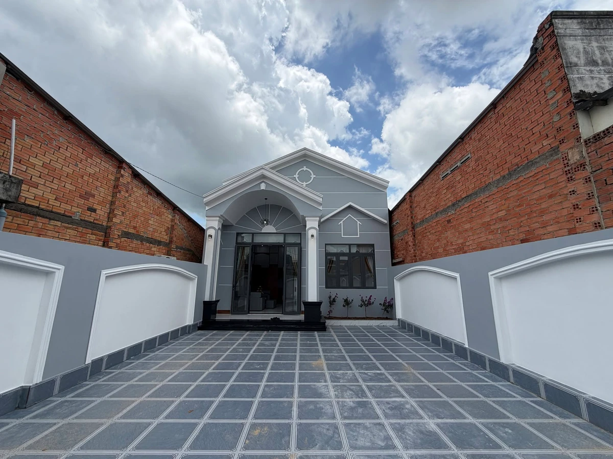 Bán nhà mái Thái mới 3PN Ninh Phú Tây Ninh 216,7m² - Ảnh 1