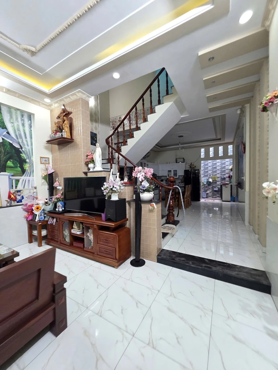 Bán nhà 106,3m2 3 phòng ngủ 5,4 tỷ Tân Đông Hiệp - Ảnh thu nhỏ 5