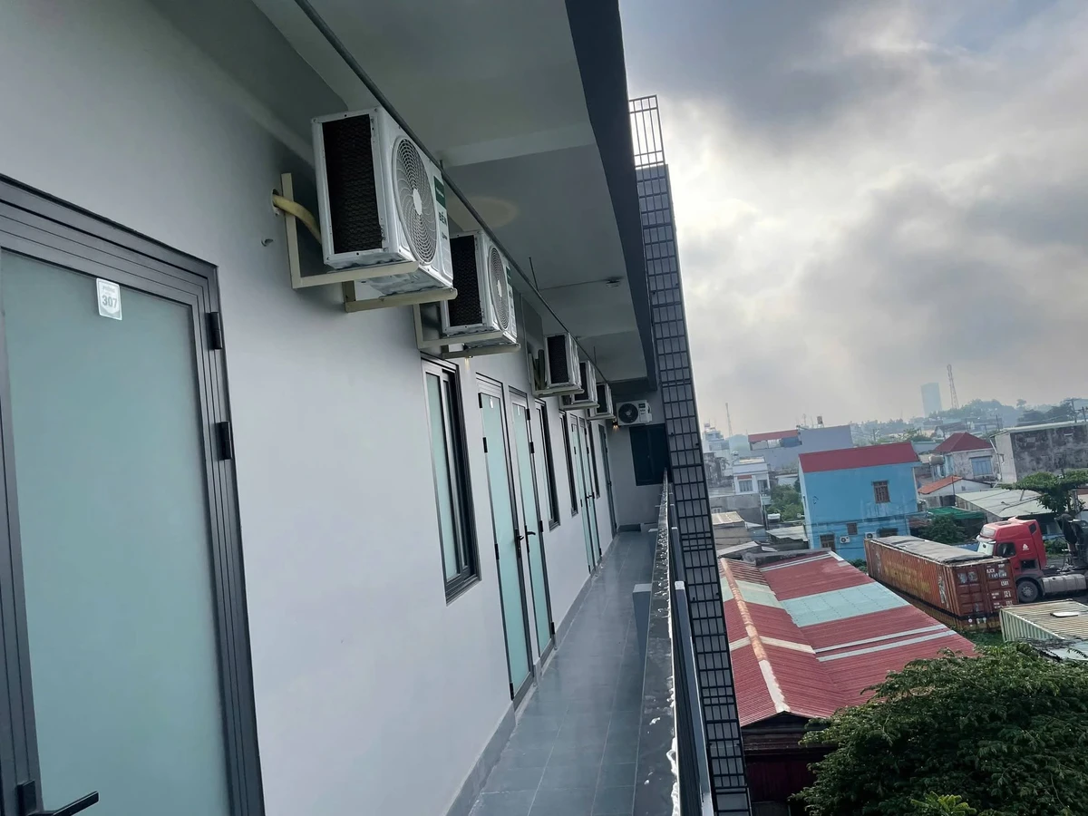 Bán tòa căn hộ dịch vụ 30 phòng 587m² Đông Hòa 16.9 tỷ - Ảnh thu nhỏ 2