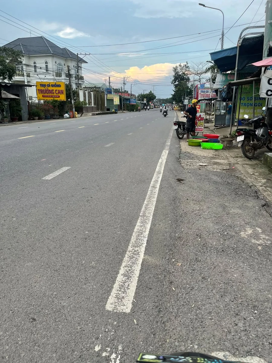 Bán nhà Bùi Đệ 10x23m 900 triệu Bình Tân - Ảnh 1
