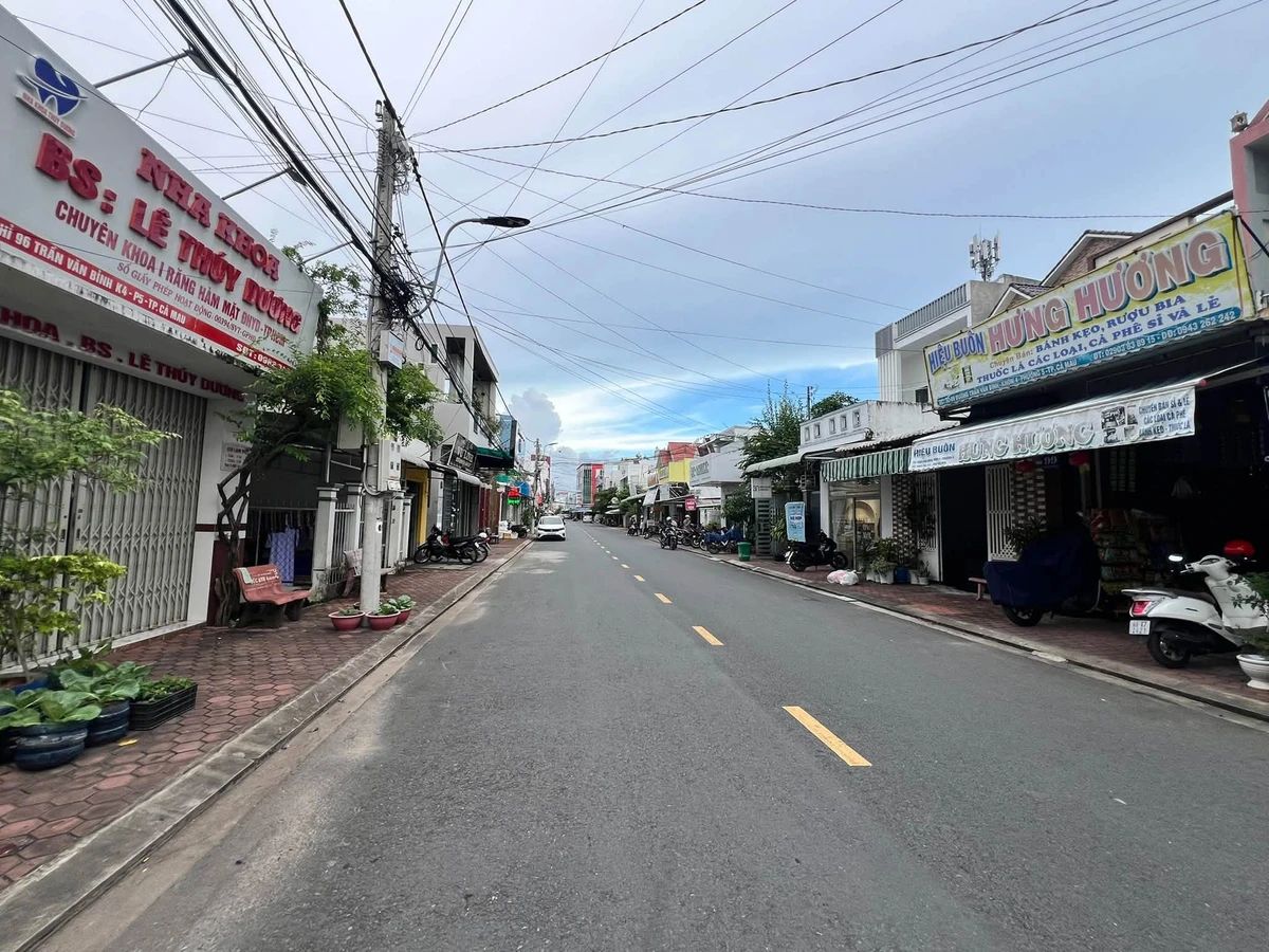 Bán đất + nhà cấp 4 + 4 phòng trọ MT Trần Văn Bỉnh, 223m², 4.8 tỷ - Ảnh thu nhỏ 2
