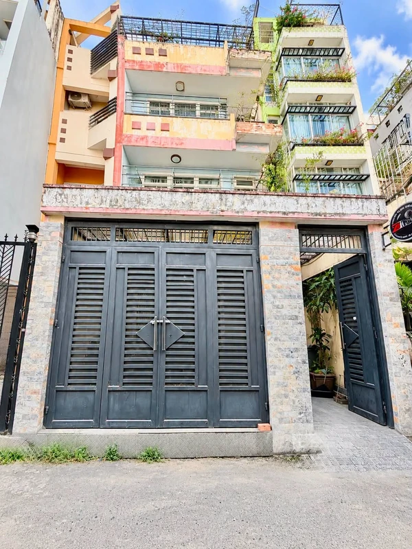 Bán nhà hẻm ô tô 100m² 5PN Bình Thạnh - 13 tỷ