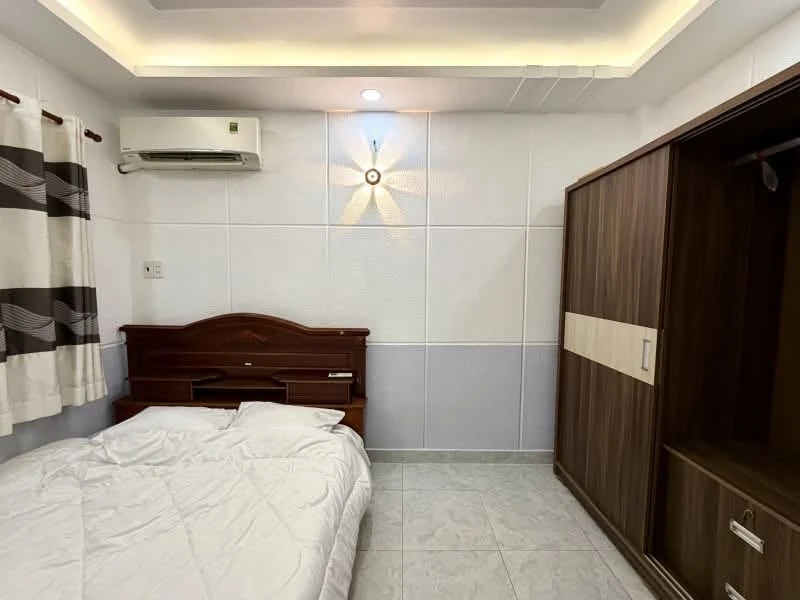 Bán nhà 5 tầng 35m² 4PN có giếng trời Phan Xích Long - Ảnh thu nhỏ 3