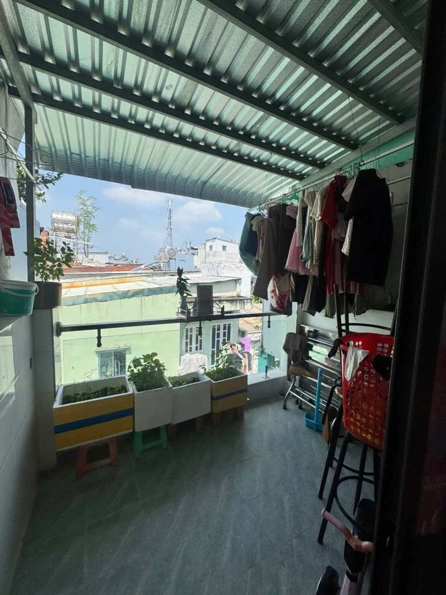 Bán nhà hẻm xe hơi Văn Thân Quận 6, 3 tầng 100m² sử dụng, 3PN, giá 4,8 tỷ - Ảnh thu nhỏ 5