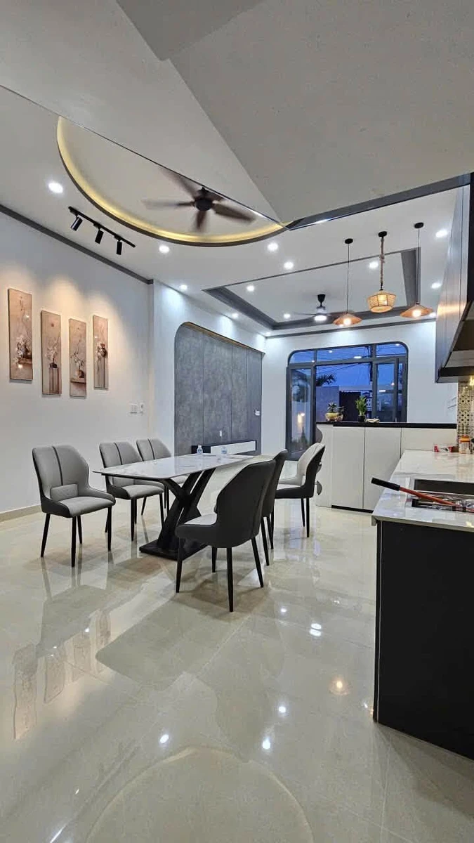 Bán nhà 4 phòng ngủ 4,8x20m đường Nguyễn Ái Quốc, gần chợ Hội Am, Biên Hòa, giá 3,85 tỷ - Ảnh thu nhỏ 2