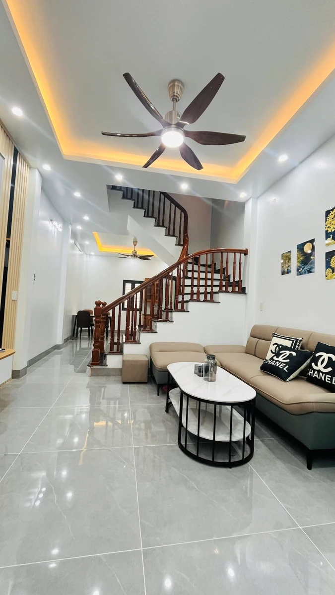 Bán nhà 3 tầng 41 m² ngay chợ Hồ Máy Sứ, Hải Phòng, 2 tỷ 5 - Ảnh 1