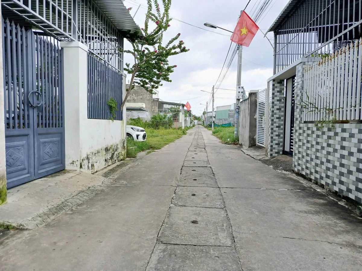 Bán lô đất thổ cư mặt tiền 102m2 Phường Bình Thuận, Lâm Đồng - Ảnh 1
