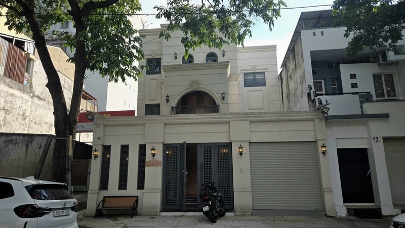 Bán biệt thự Chánh Nghĩa 10x20m (200m²), 6PN, 22.9 tỷ