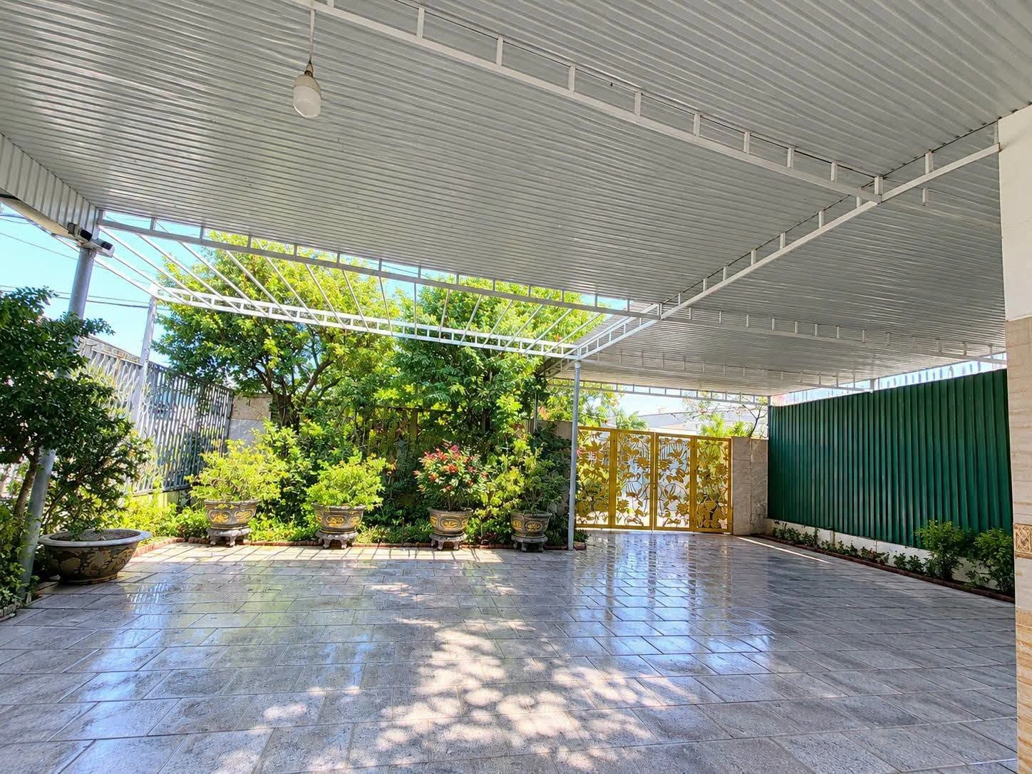 Bán nhà 3 phòng ngủ 250m² Tây Ninh, giá 4,2 tỷ - Ảnh 1
