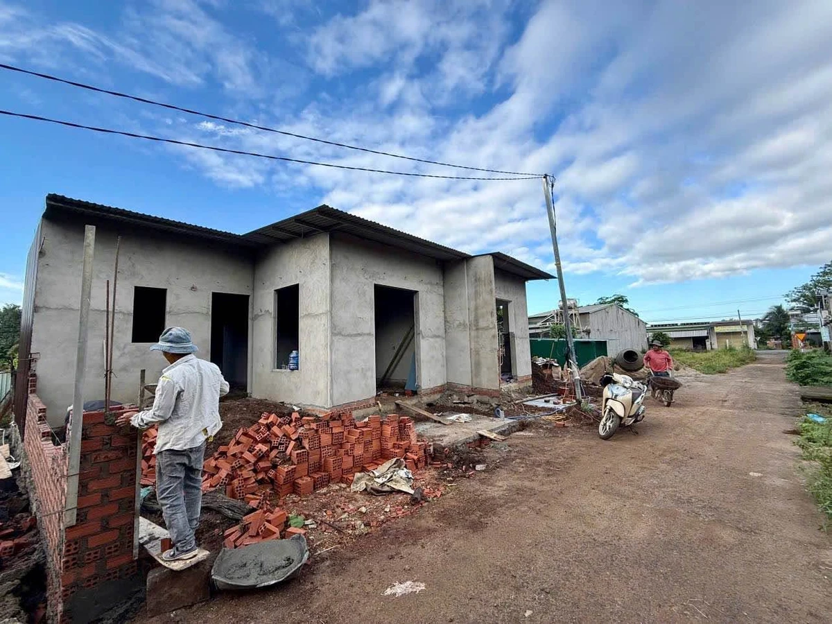 Bán 2 nhà liền kề 112m² Nhà Bè, 1 tỷ 280 - Ảnh thu nhỏ 2