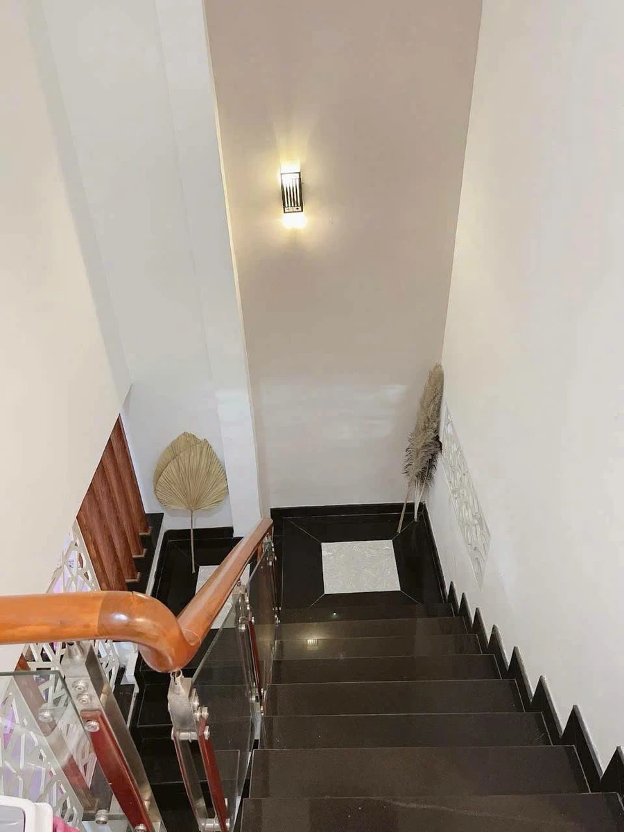 Bán nhà hẻm xe hơi 49m2 2 tầng 2PN đường Lê Đình Thám, Tân Phú giá 6,45 tỷ - Ảnh thu nhỏ 4