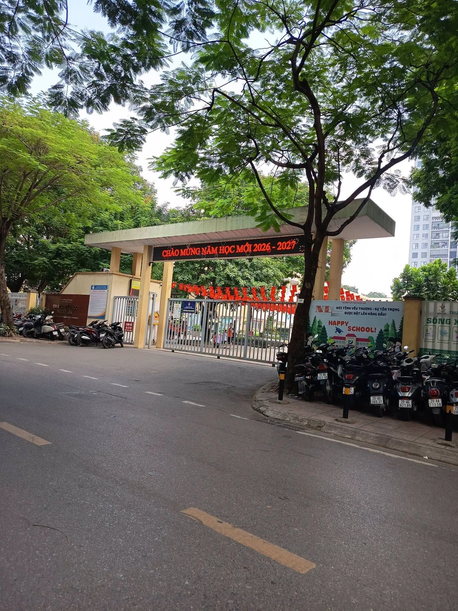 Bán lô đất 131m2 mặt tiền 8.5m Hoàng Như Tiếp - 25 tỷ - Ảnh thu nhỏ 3