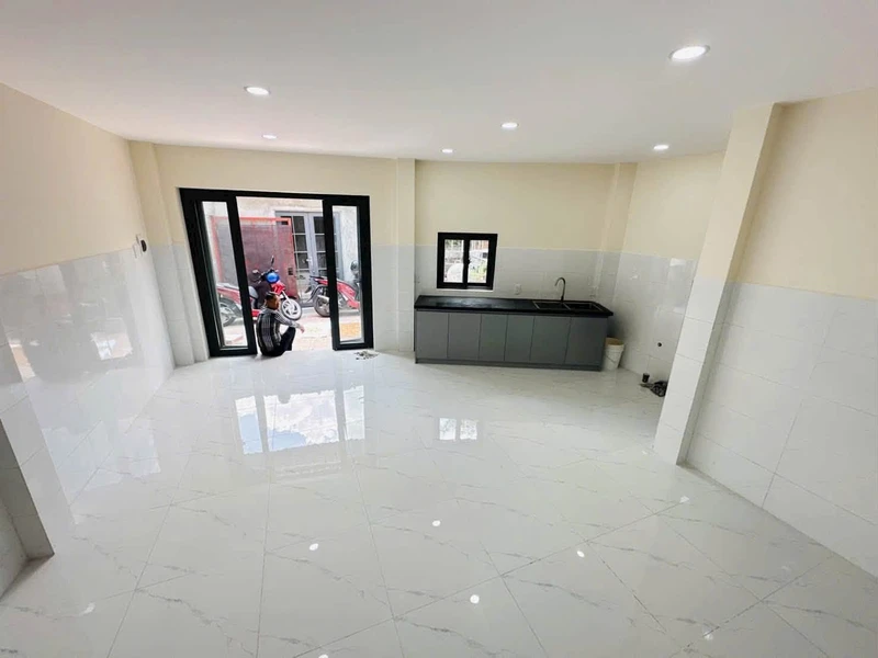 Bán biệt thự 195m2 4 phòng ngủ Tây Quảng Ngãi 4 tỷ toanhathuduc