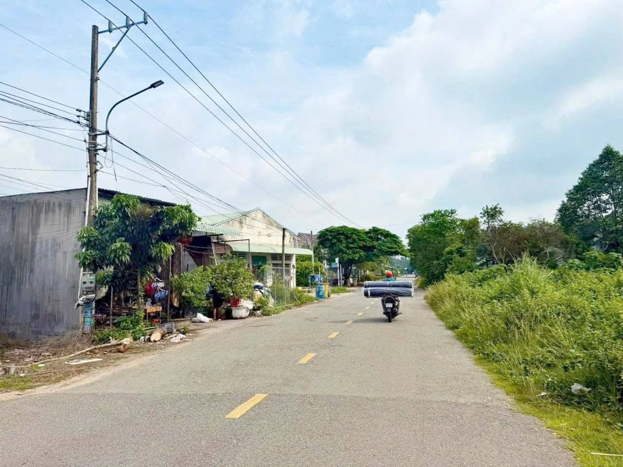 Bán lô đất 140m2 mặt tiền Chánh Phú Hòa, Bến Cát, Bình Dương - Ảnh 1