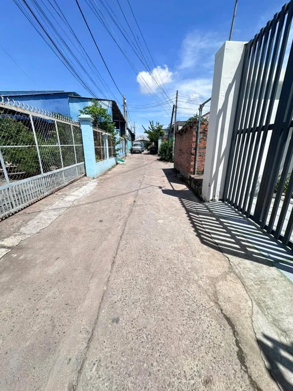 Bán nhà 1 trệt 1 lầu 104.5m² Phú Long, Lâm Đồng - 1.9 tỷ