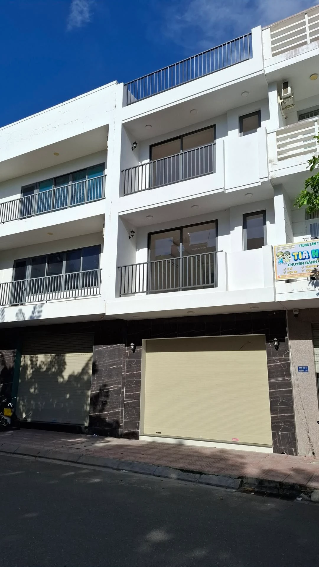 Bán nhà 1 trệt 2 lầu 1 tum 80m2 KĐT Hà Quang 1, Nam Nha Trang, Khánh Hòa - Ảnh 1