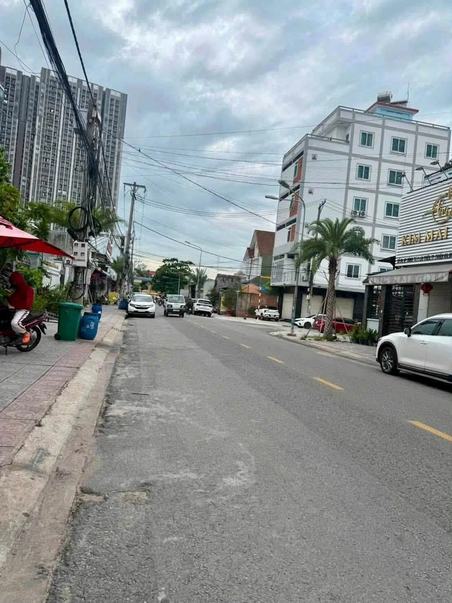 Bán nhà mái thái kinh doanh 210m² Lái Thiêu, Bình Dương 11.5 tỷ - Ảnh thu nhỏ 2