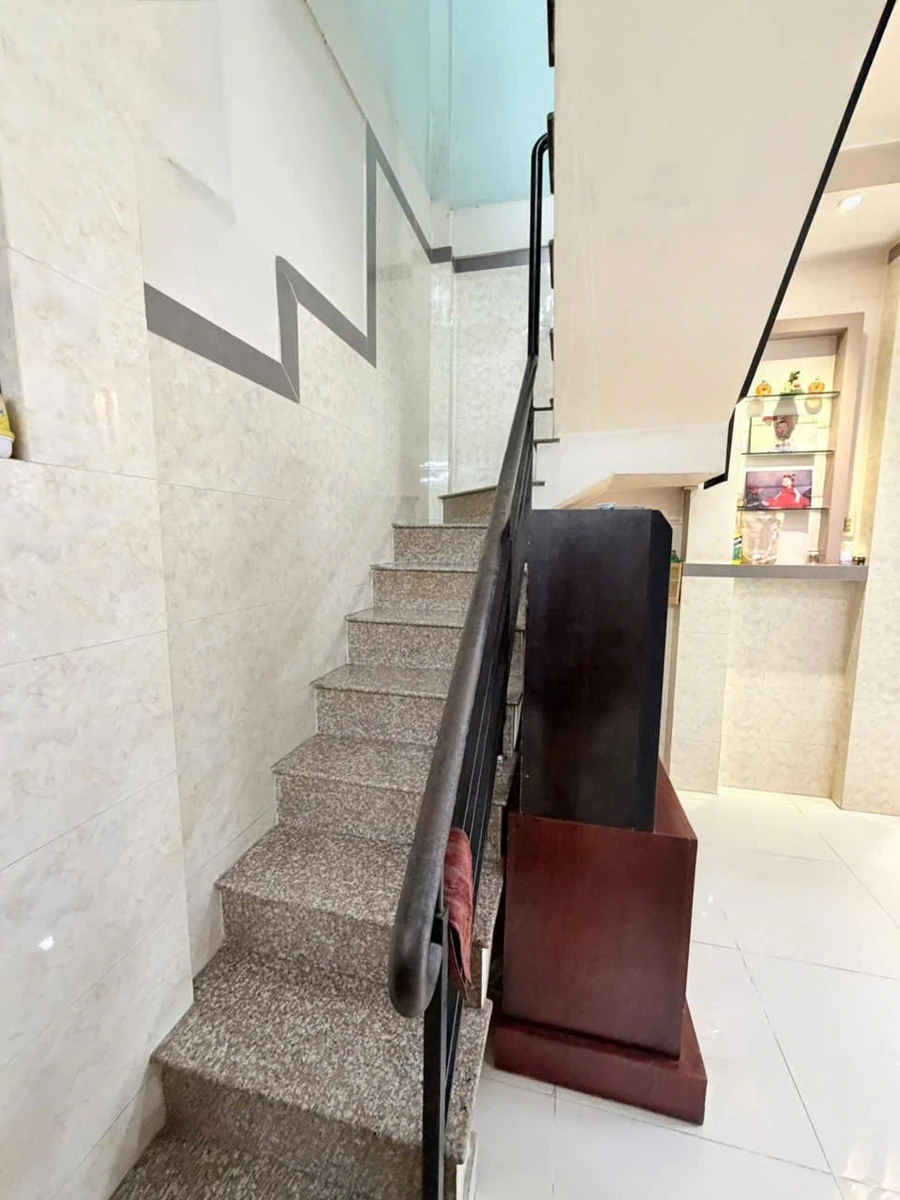 Bán nhà hẻm 4m 30m², trệt lầu 2PN, đường Thạch Lam, Tân Phú, giá 3,6 tỷ - Ảnh thu nhỏ 2