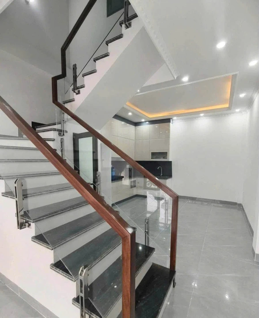 Bán nhà phố 4 tầng 42m2 ở Phương Lưu, Hóc Môn, giá 2.98 tỷ - Ảnh thu nhỏ 2