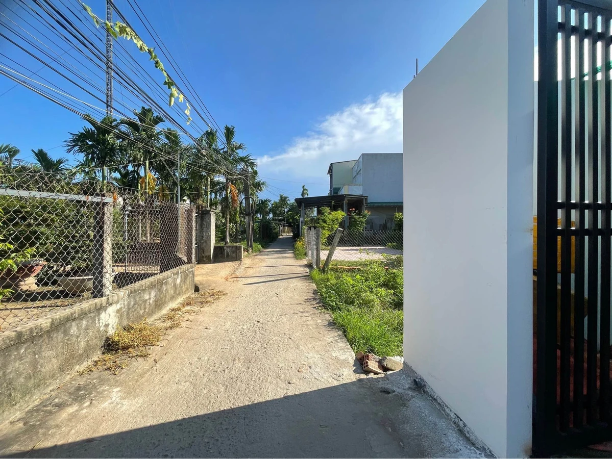 Bán nhà 2 phòng ngủ 100m² gần Chợ Bò Tịnh Phong, Bình Dương - Ảnh thu nhỏ 2