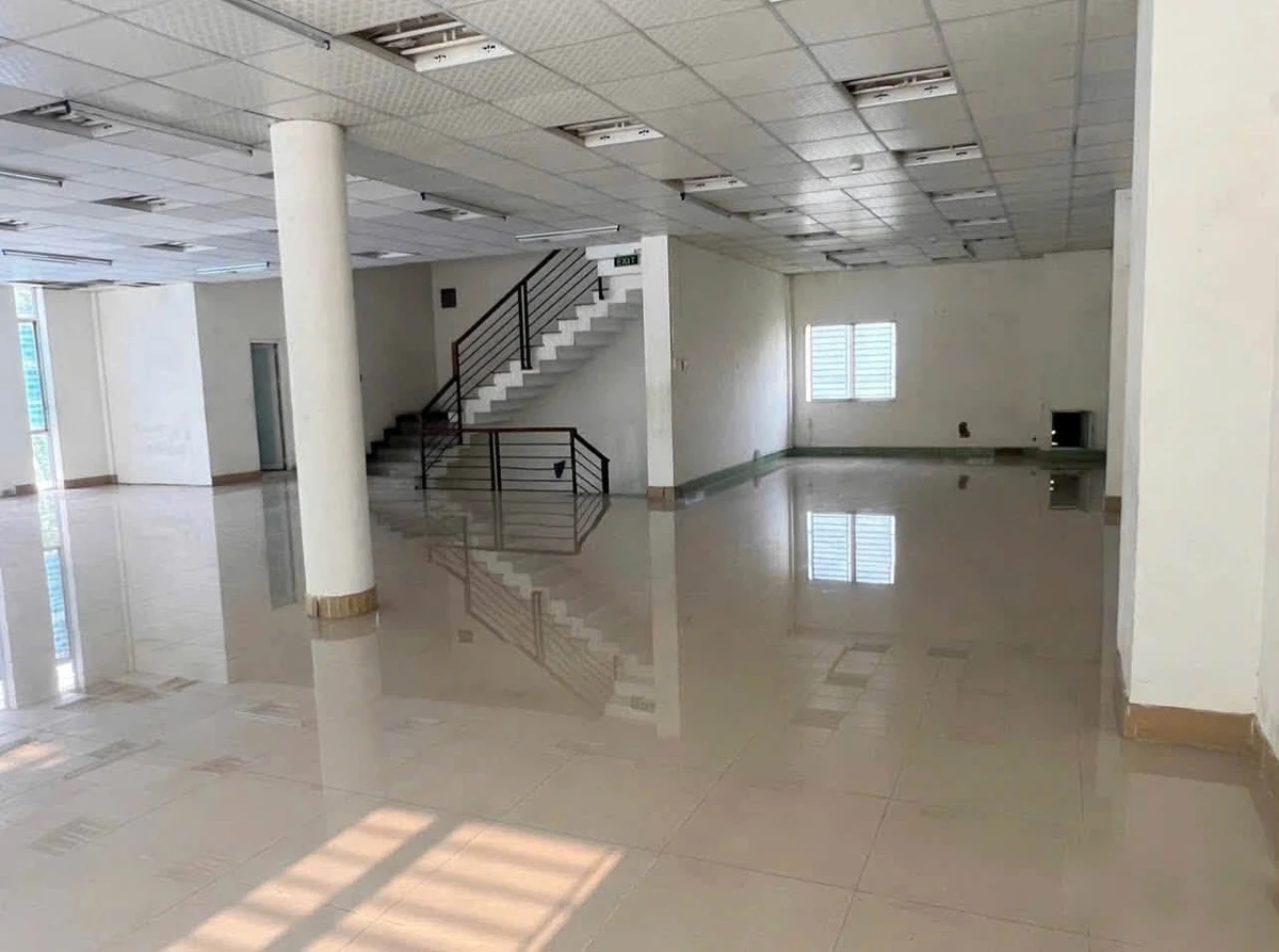 Cho thuê mặt bằng kinh doanh 255m² đường Nguyễn Ái Quốc, gần chung cư A6 A7, giá 45 triệu/tháng - Ảnh thu nhỏ 4