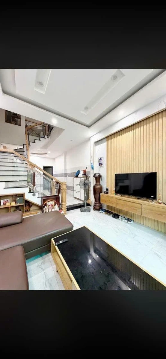Bán nhà 3 tầng 57m² 4PN 3WC gần chợ Mới - Ảnh thu nhỏ 2