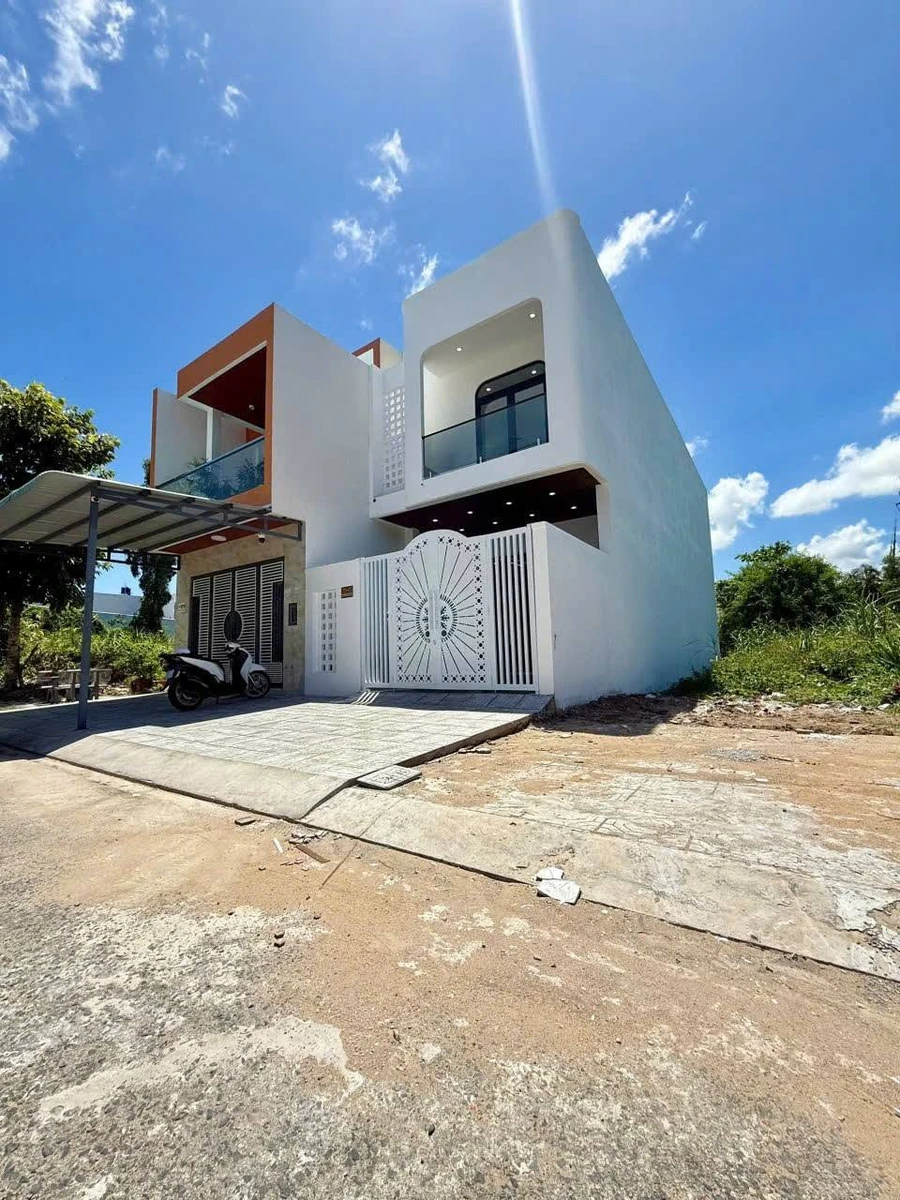 Bán nhà 1 trệt 1 lầu 100m² Rạch Giá, Kiên Giang, 3 tỷ 50 - Ảnh thu nhỏ 2