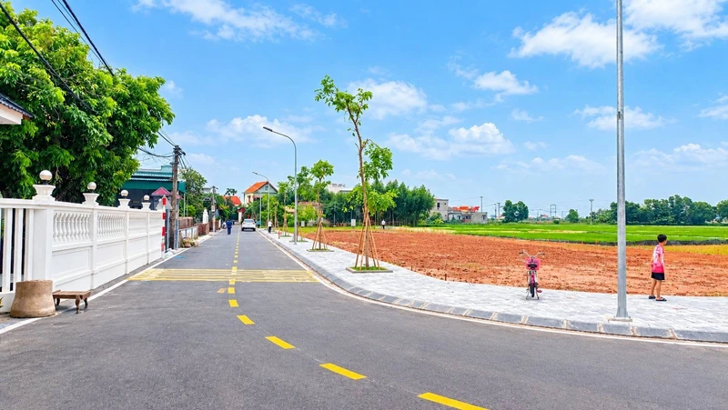 Bán nhà mặt tiền đường Hải Sơn, Đà Nẵng, 67m2, 2,5 tầng, giá 6,75 tỷ may250
