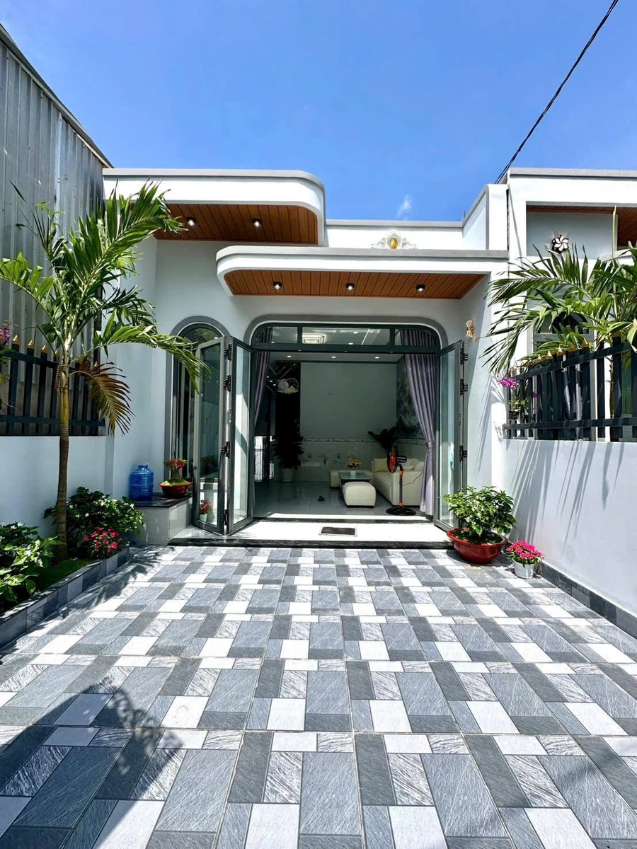 Bán nhà 5m x 28m, 3 phòng ngủ, Hóc Môn, 2 tỷ 250 triệu - Ảnh thu nhỏ 2