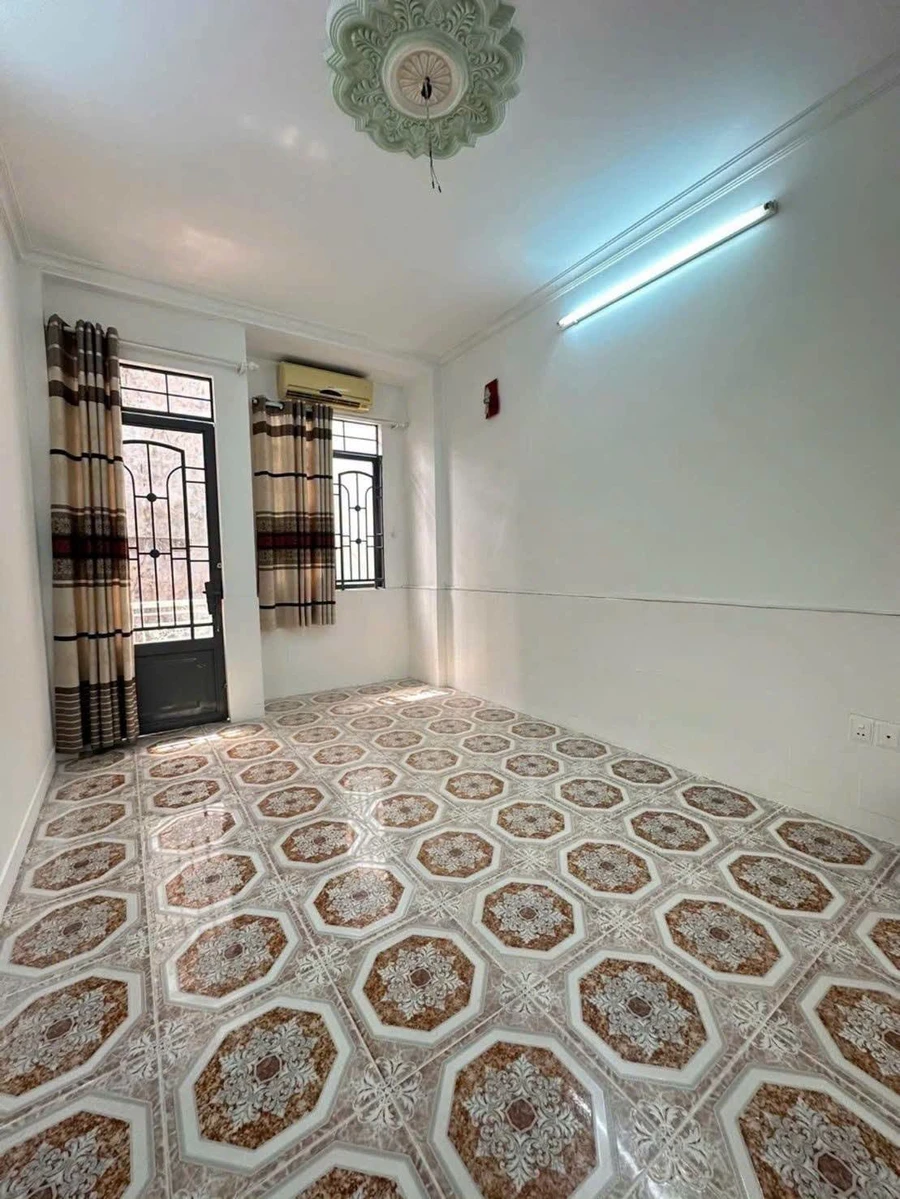Bán nhà 43m² 4PN Phường Gia Định, Bình Thạnh hơn 6 tỷ - Ảnh thu nhỏ 3