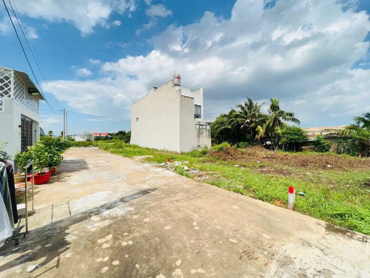 Bán đất 114m2 khu dân cư Hàm Liêm 700 triệu - Ảnh thu nhỏ 4
