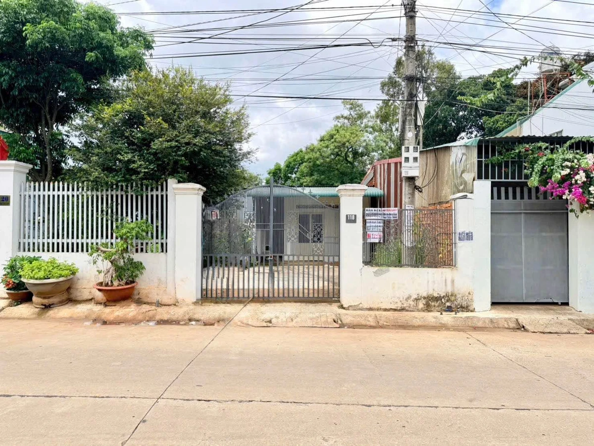 Bán nhà mặt tiền đường Lương Văn Can, Phường Tân Lợi, Buôn Ma Thuột, 5,25x21m, giá 5,19 tỷ - Ảnh thu nhỏ 2