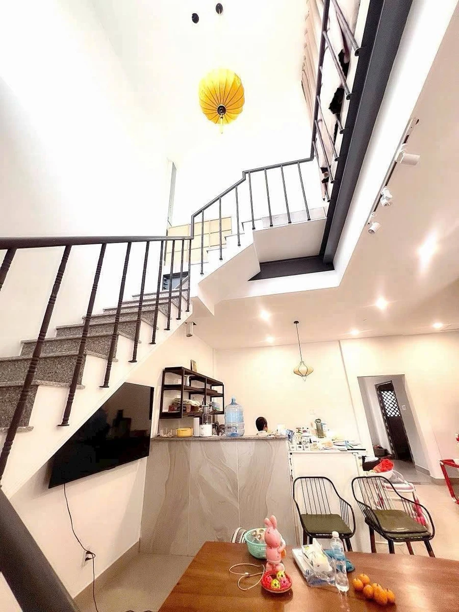 Bán nhà 2 tầng 163m2 nhánh đường Cách Mạng Tháng 8, Long Toàn, TP Bà Rịa, giá 4,5 tỷ - Ảnh thu nhỏ 5