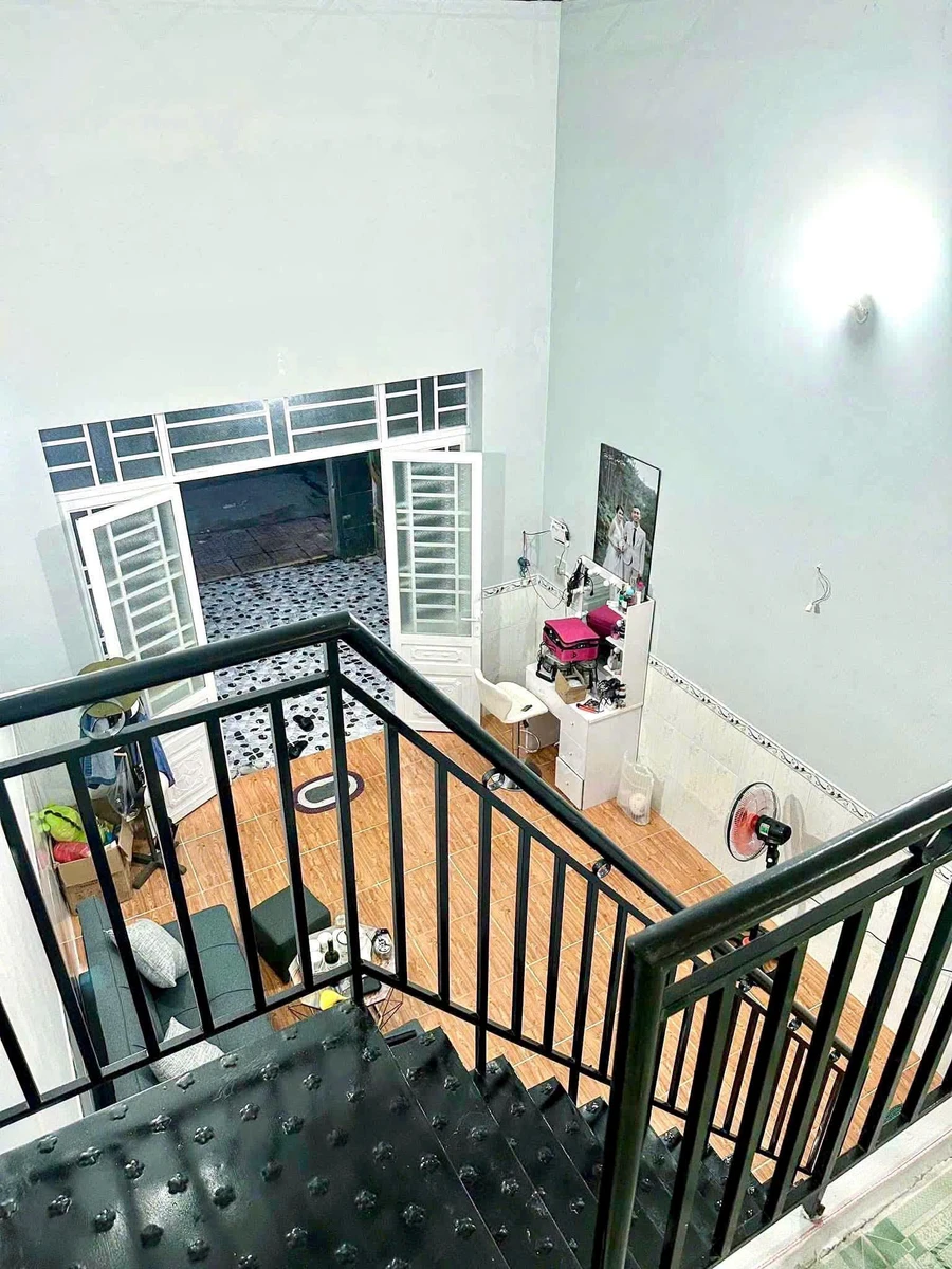Bán nhà gác lửng 70m² Đồng Xoài, Bình Dương 900 triệu - Ảnh 1