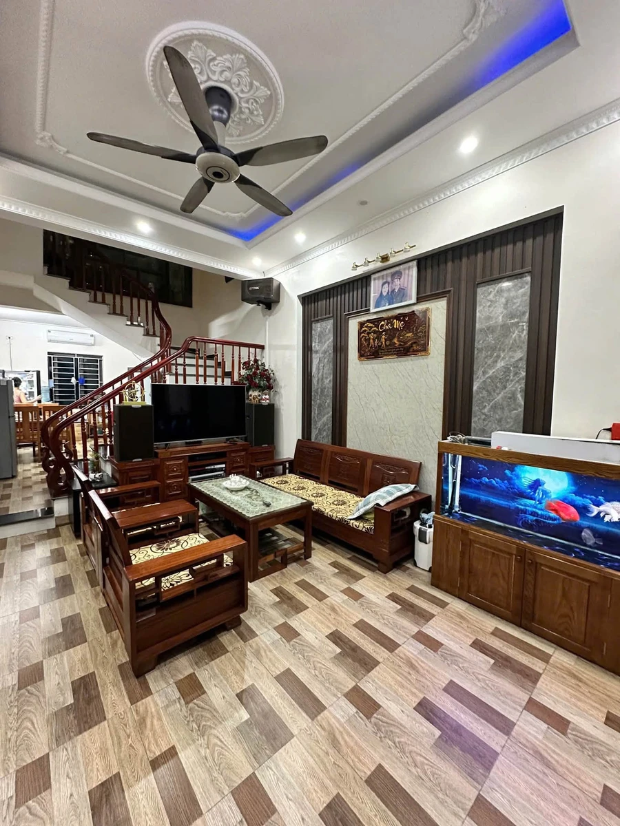 Bán nhà 4 tầng 50m2 đường Phạm Đình Hổ, 4 phòng ngủ, giá 4,1 tỷ - Ảnh 1