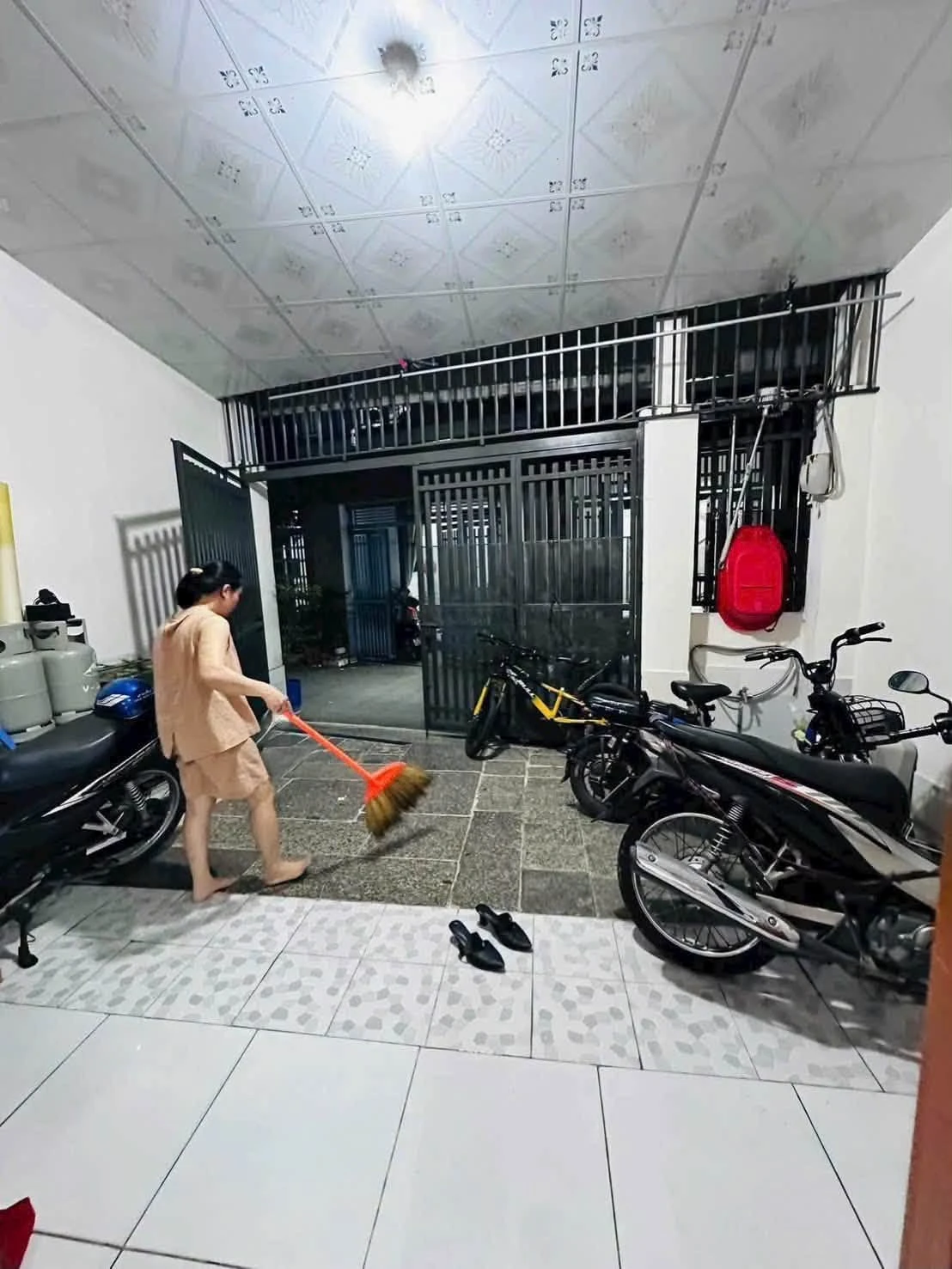Bán nhà Long Bình, Bình Tân, 2PN, 80m2, giá 1 tỷ 6 - Ảnh 1