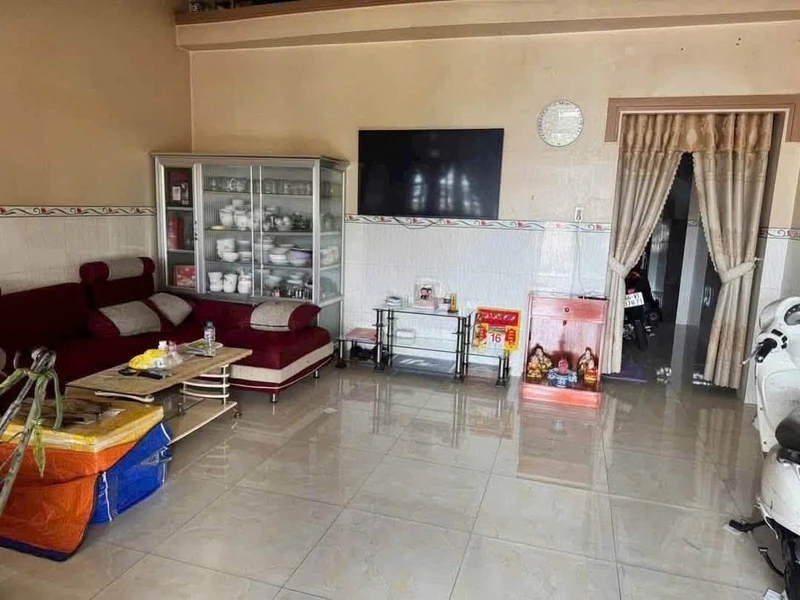 Bán nhà mặt tiền đường Nguyễn An Ninh, 94,5m2, 4PN, Lấp Vò, Đồng Tháp