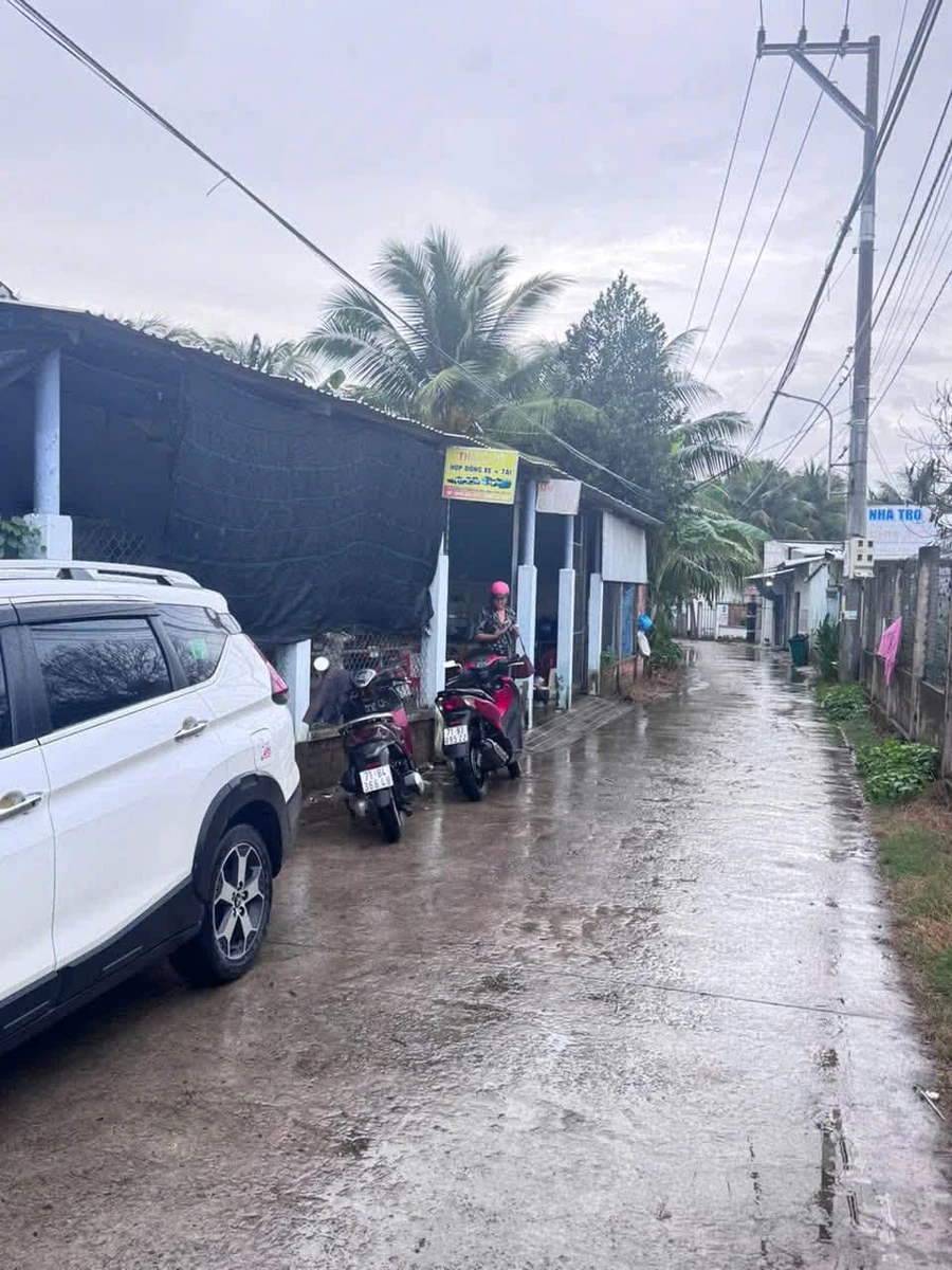 Bán đất 1.300m2 có nhà Xã Phú Hưng Bến Tre - Ảnh thu nhỏ 2