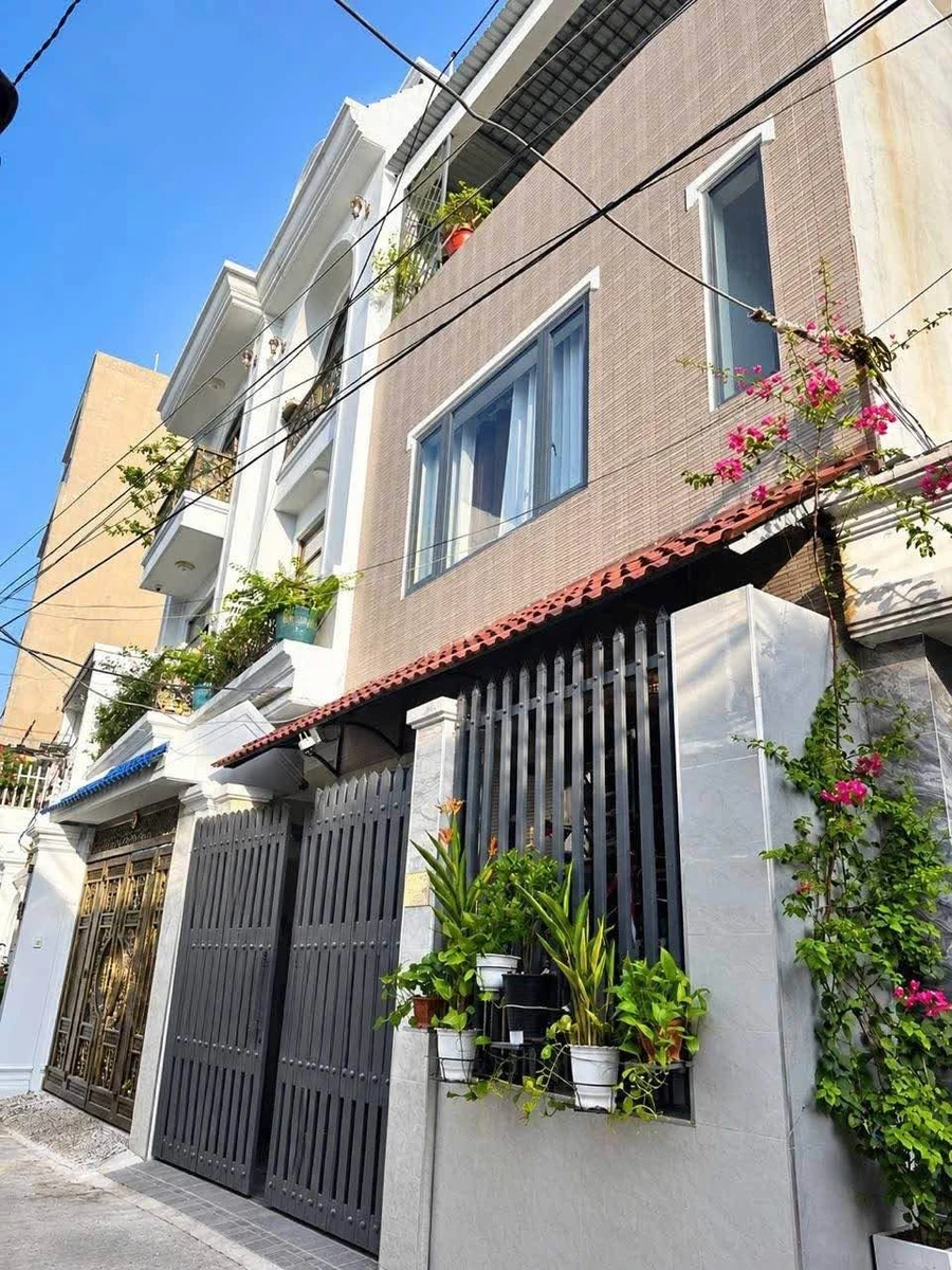 Bán nhà 1 trệt 2 lầu 3PN, 49m2, Phường Vũng Tàu - Ảnh 1